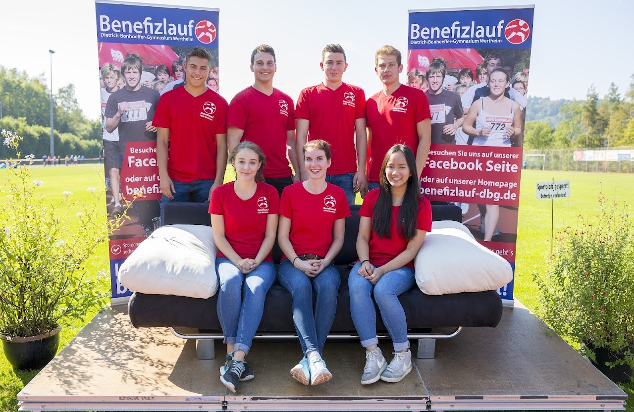 Bild vom 9. Benefizlauf im Jahr 2016. Dies ist das 68. Bild.